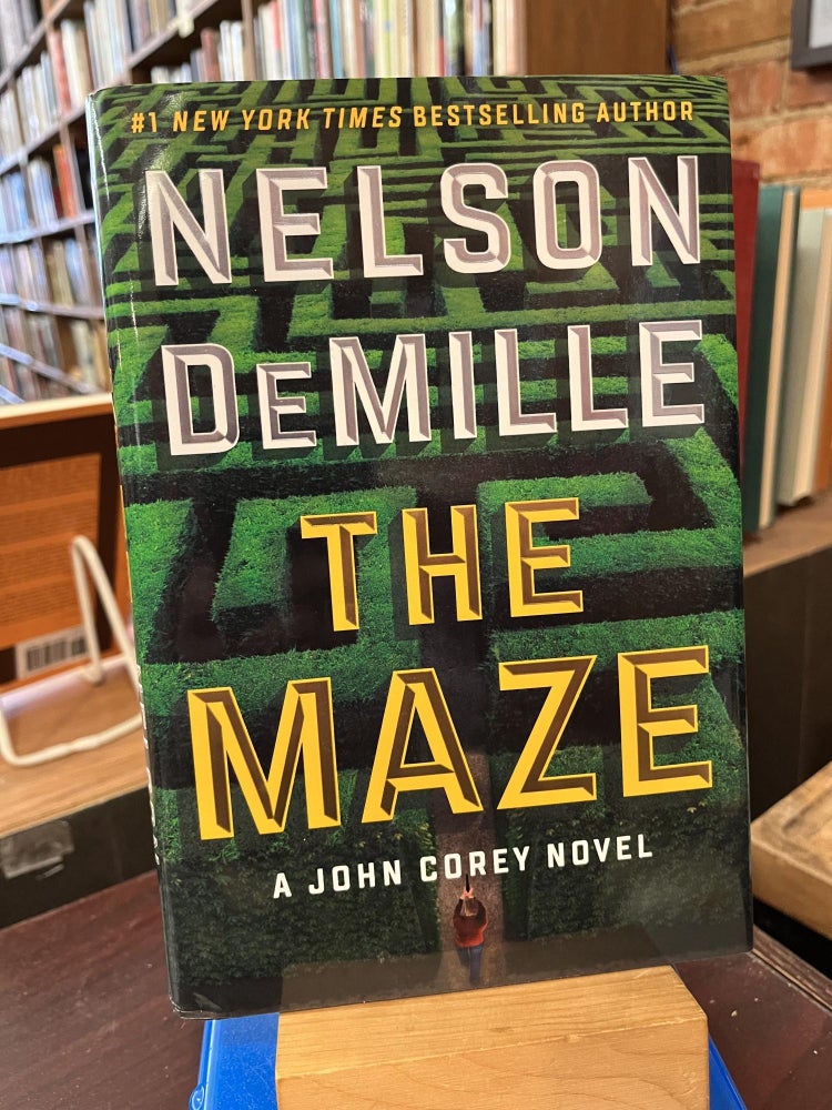 The Maze (8) (A John Corey Novel. Nelson DeMille.