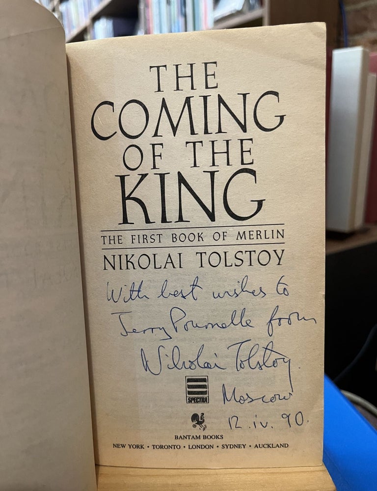 The Coming of the King (The First Book of Merlin. Nikolai Tolstoy.